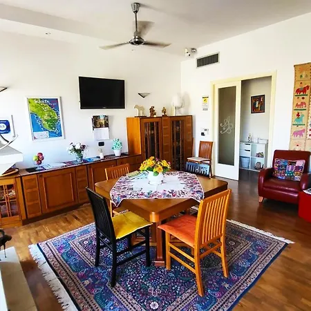 לינה וארוחת בוקר Attico Barocco 4*