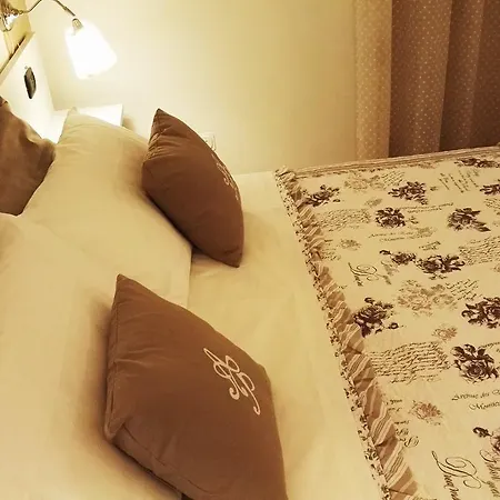 Attico Barocco Bed & Breakfast 4*