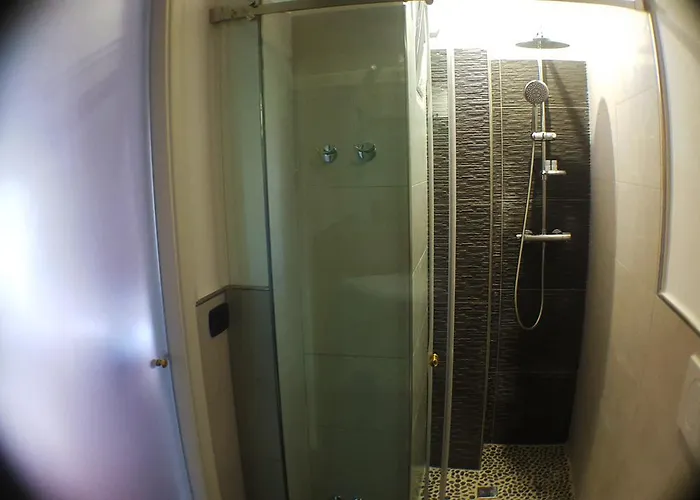 Oda ve Kahvaltı Attico Barocco 4*