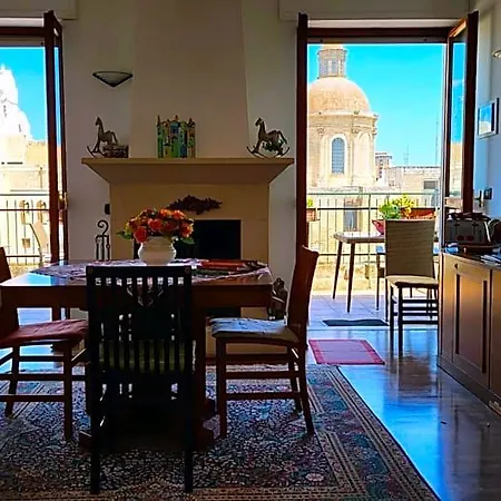 Attico Barocco B&B 레체