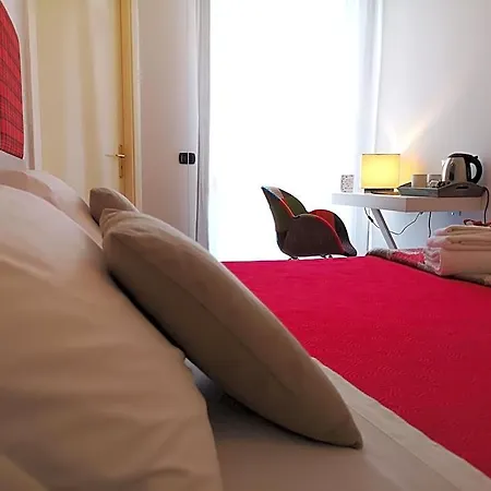 Bed and Breakfast Attico Barocco 4*