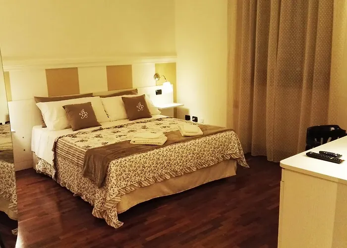 לינה וארוחת בוקר Attico Barocco 4*