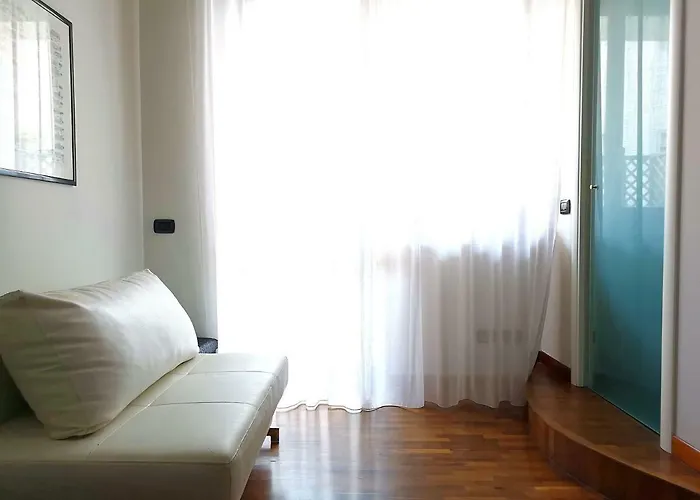 Attico Barocco לינה וארוחת בוקר 4*